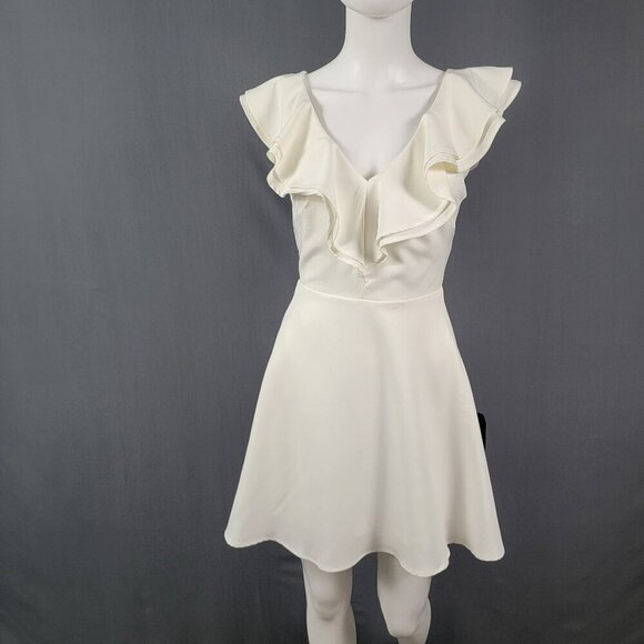 Lulus Dresses & Skirts - Lulus Ruffle Mini Dress XS Ivory Flutter Sleeves Romantic